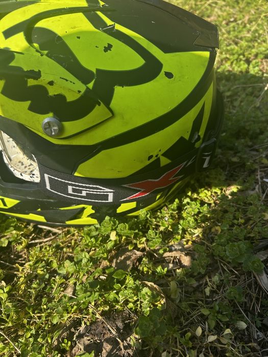 Части за колело и каска