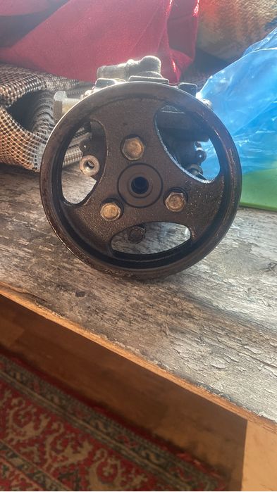 Продам гур на приору 2012г