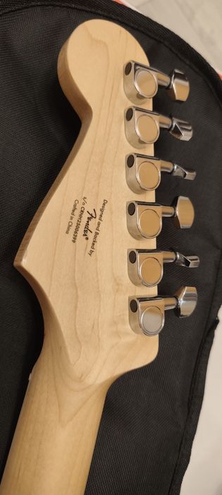 Chitara electrica Fender Squier Sonic Stratocaster Pack - 2-Color Sunburst