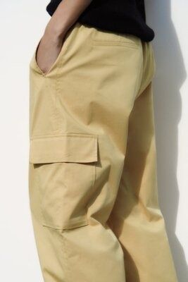 Pantaloni cargo Zara