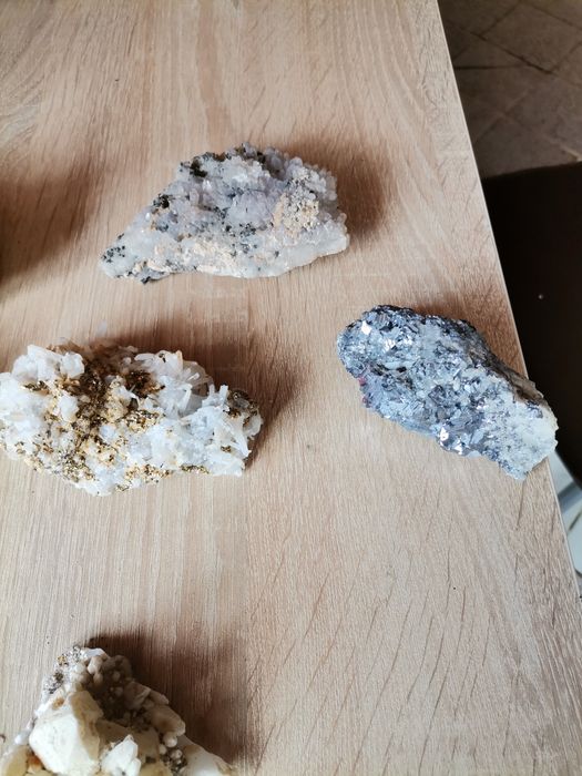 Естествен Родопски кристал