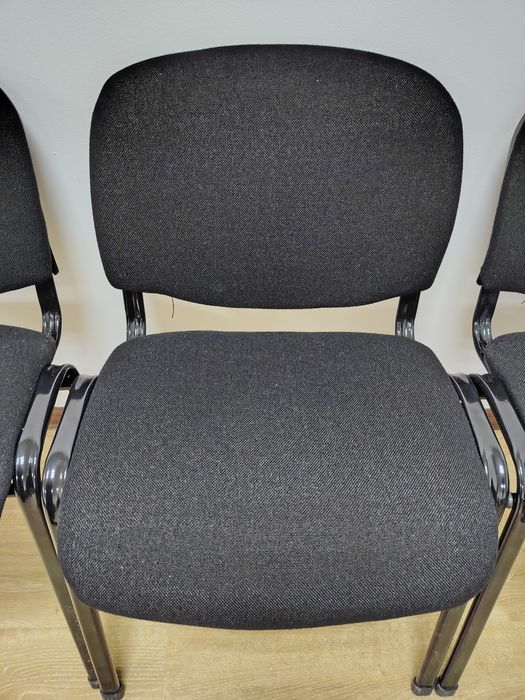 Продам стулья офисные