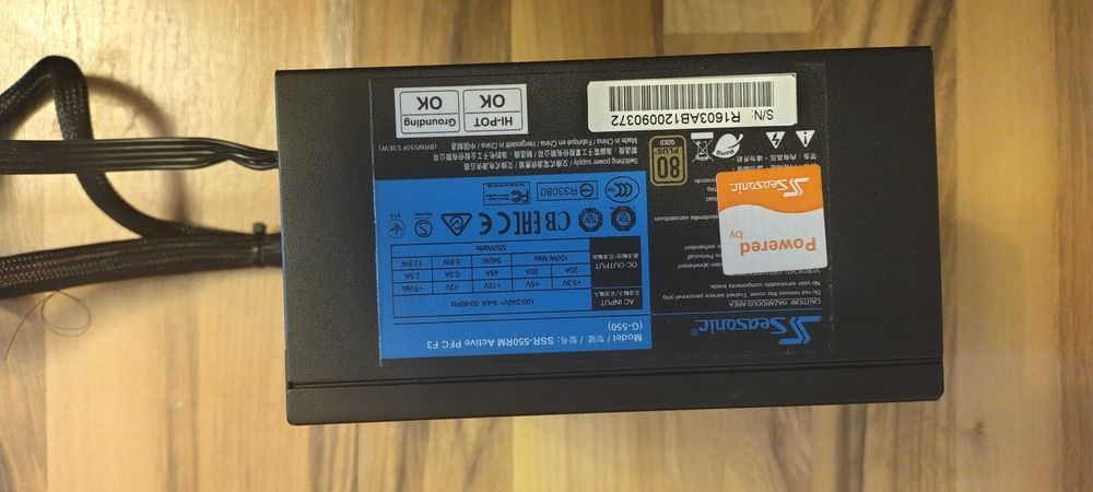 Putere Sursa Seasonic Gold 80 550W