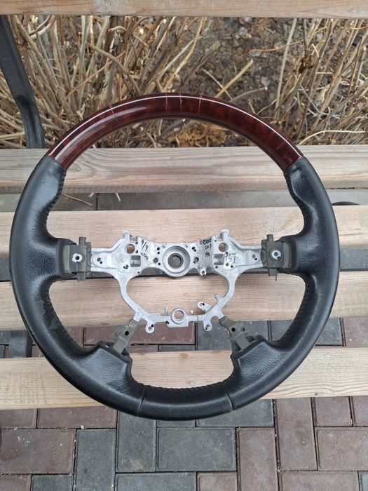 Продам руль Камри 50 Camry