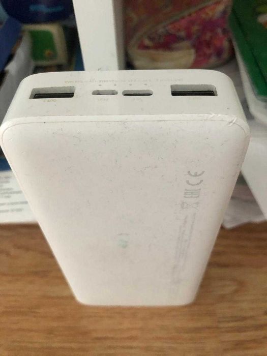 продам поуэрбанк xiaomi