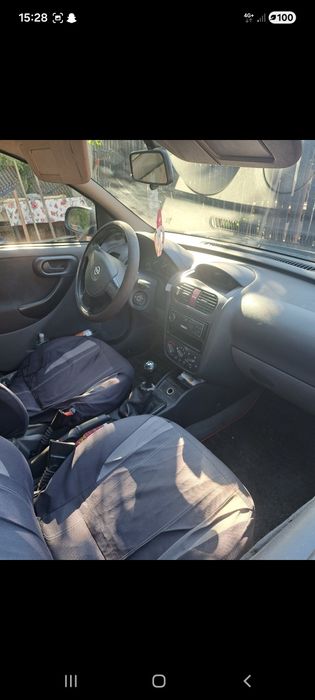 Opel corsa C 2001