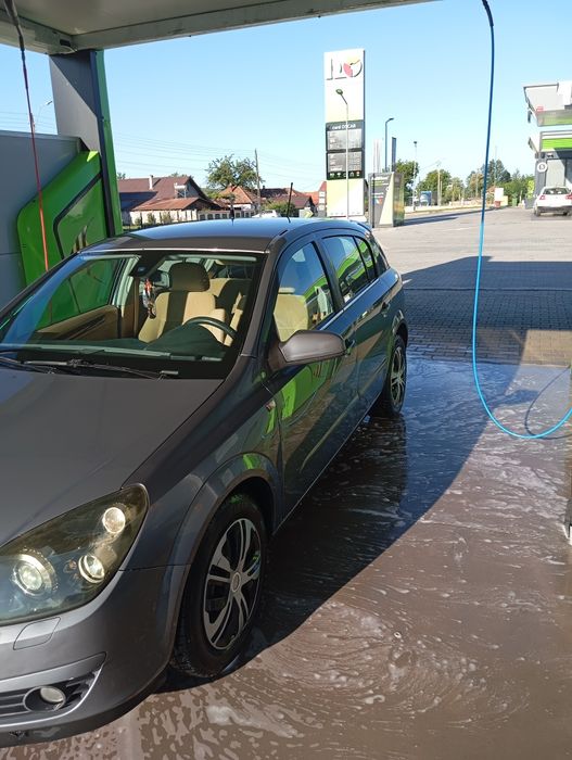 Opel Astra h 1.9 150 CP