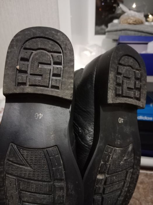 Продам зимний ботинки