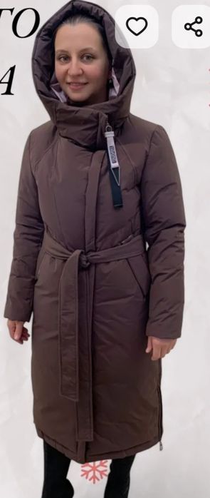 Женская удлинённая куртка
шоколадно-коричневого цвета
 Сезон зима
 Вид