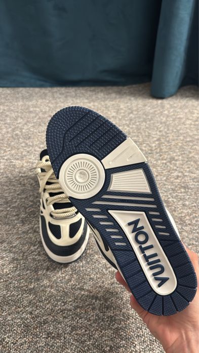 Vand LV Skate Navy Blue ( MESAJ DOAR PE WHATSAPP )