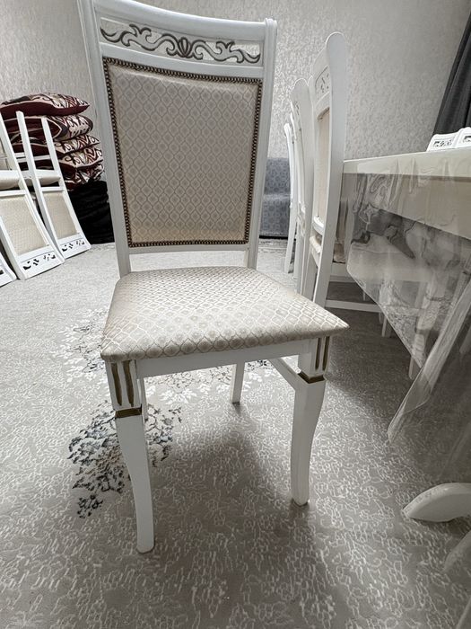 Продам стол со стульями