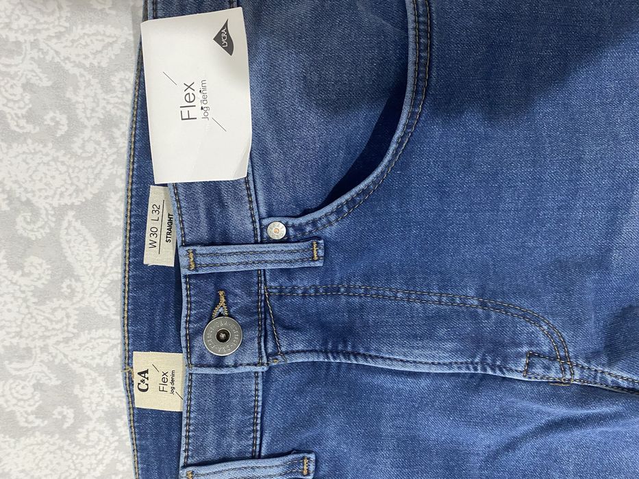 Blugi marimea W30 L32