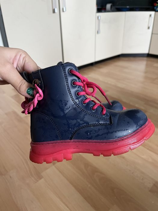 Ботинки осень девочке