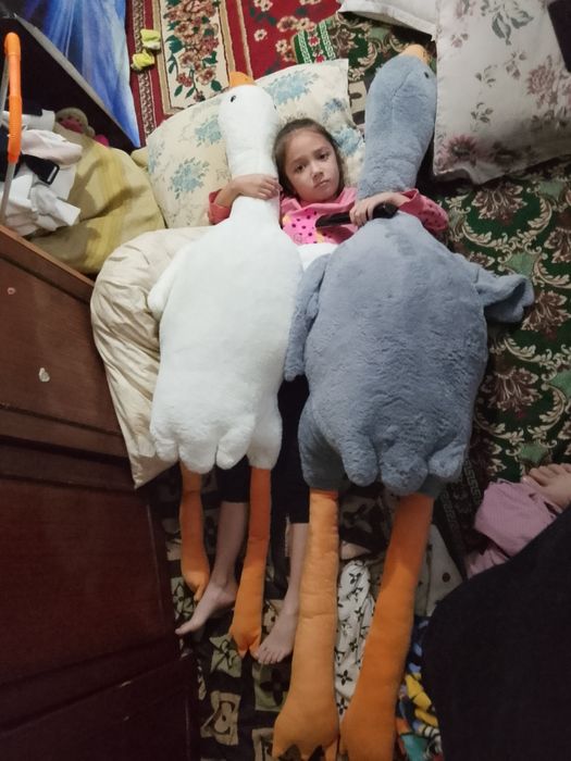 Мягкая игрушка лебеди