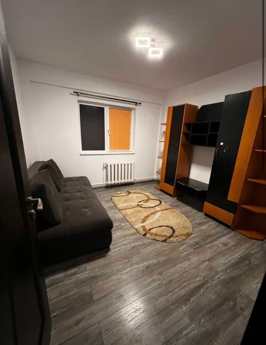 Apartament 3 camere de închiriat Bulevardul Alexandru cel Bun Iasi