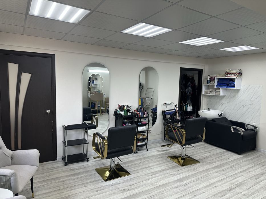 продам салон красоты сабитова 34