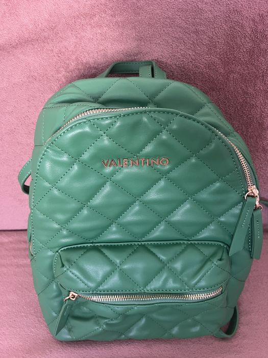 Нови раници зелена и червена