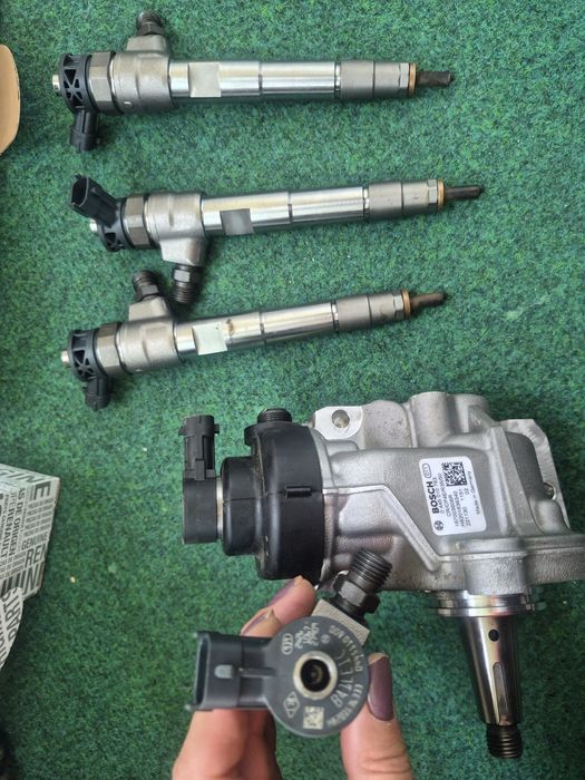 Injectoare dacia euro 6 si pompa injectie 1.5dci