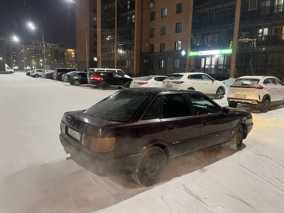 Продам Audi 80