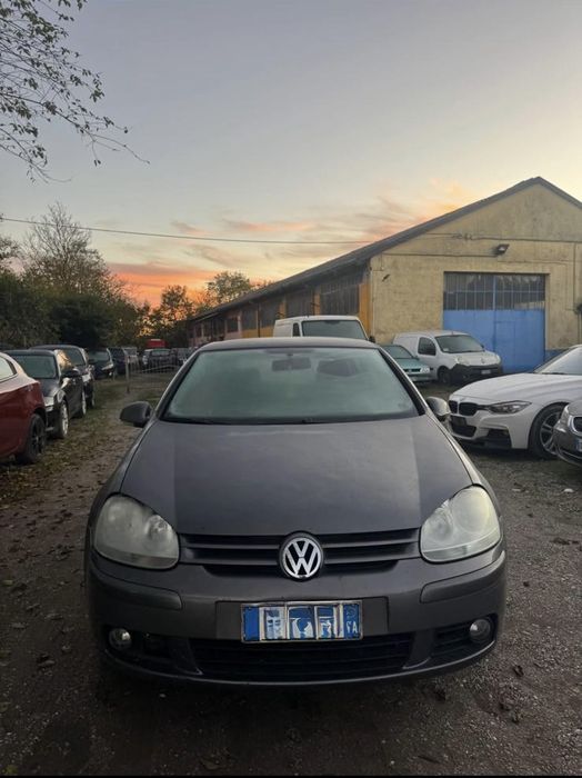 Vand golf 5  automat