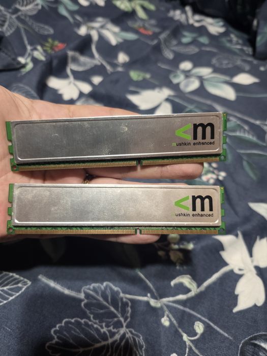 Kit memorie RAM Mushkin DDR3, capacitate totală 4GB (2×2GB), frecvență