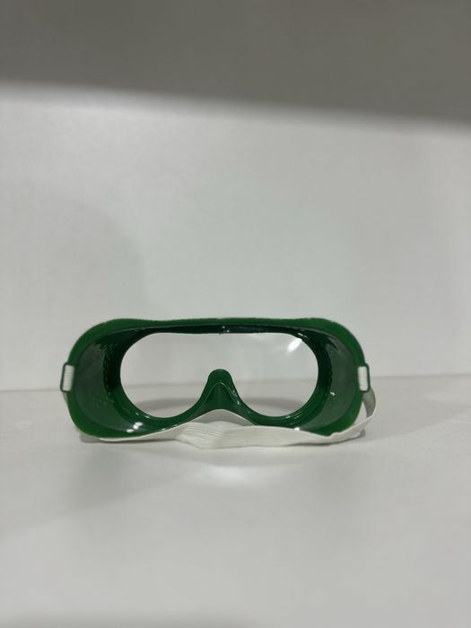 Продаются защитные очки для работ!