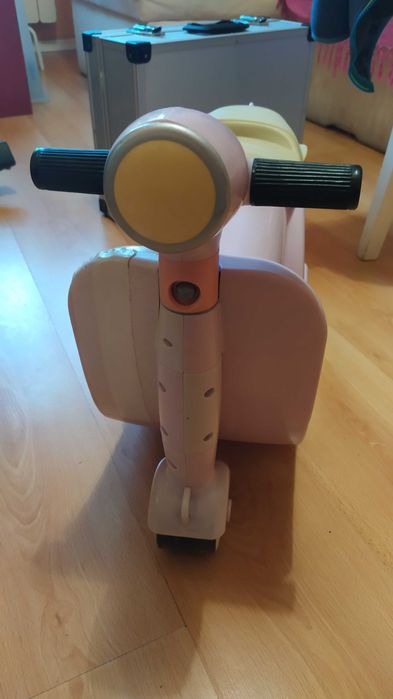 Детски куфар за път скутер моторче