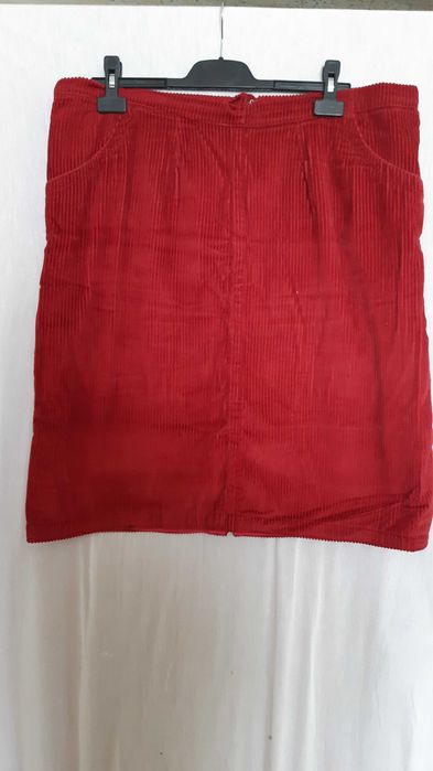 Fuste groase diferite modele