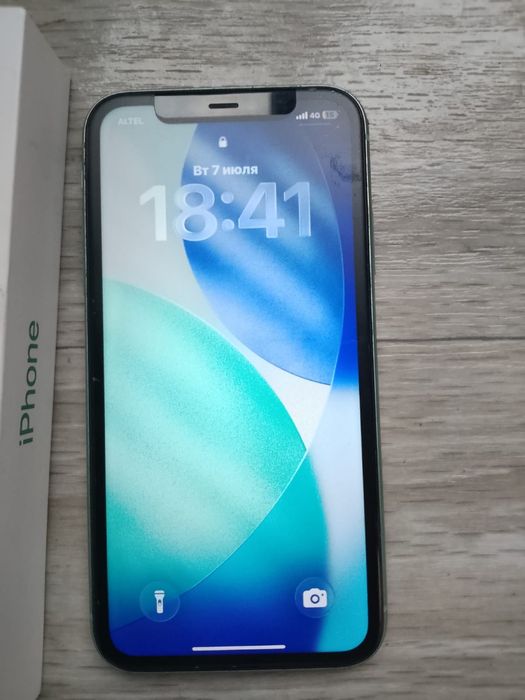Продам айфон 11 . 128гб