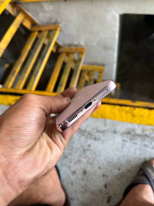 Самсунг с23 256гб