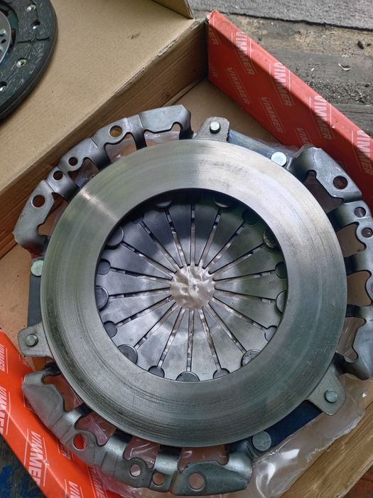 Продам сцепление Гранта