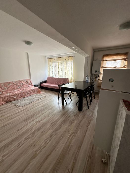Vand apartament 2 camere