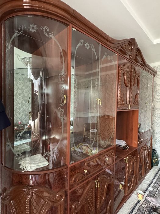 Mebel Stenka Sotiladi Srochno!!!