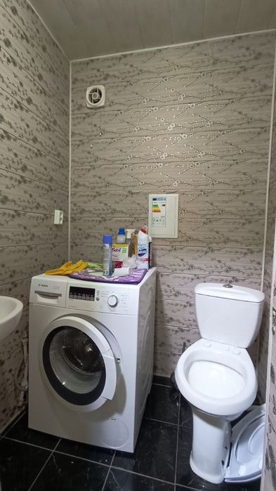 СРОЧНО продаётся Сергелийский р-н Куйлюк Массив 5 3/1/9 47шк 70м2