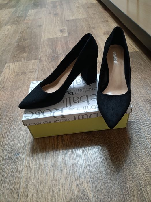 Продам туфли, лоферы