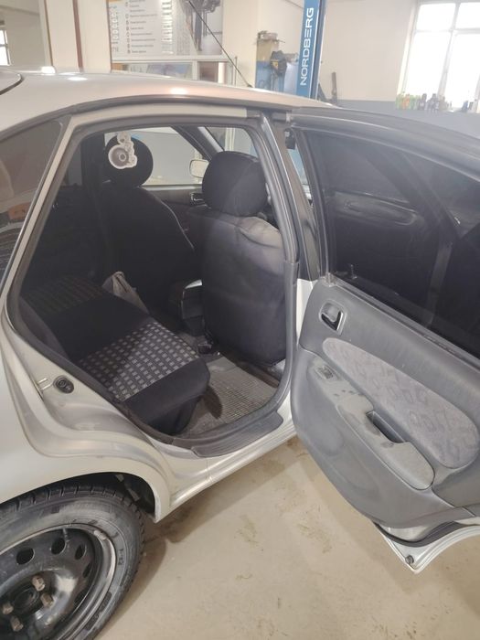 Toyota corolla 2000 г