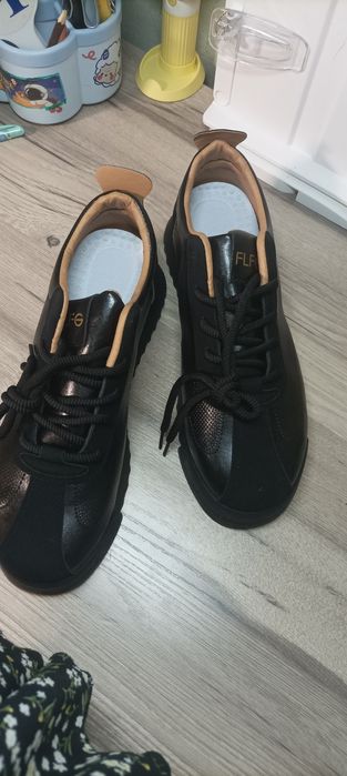 Новые мужские туфли, больших размеров