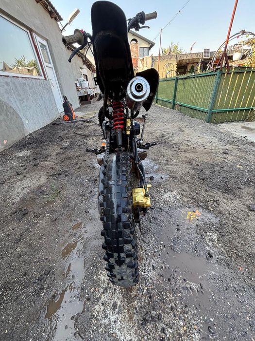 Vând cross 125 cc