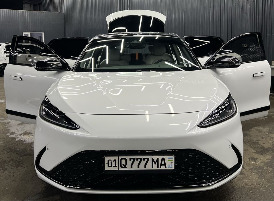 Arcfox alphaS 2022 yil zapas xod 708 km