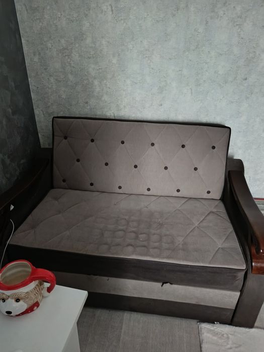 Продаётся диван , раскладной