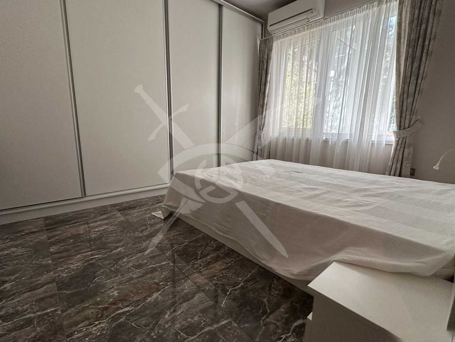 Дава се под наем Двустаен апартамент в София, Лозенец - 89 кв.м за 1200 € - Снимка #6