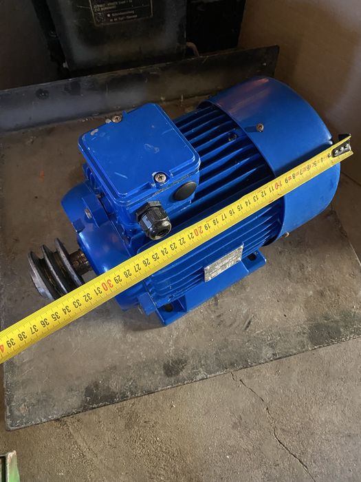 Motor trifazic 1700 turatii