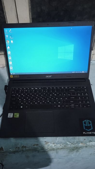 HDD 1tb ssd128 ram8 Intel core i7 10 avlod ful HD video karta gtx940mx