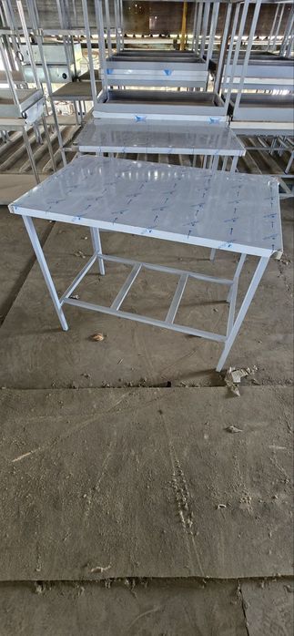 Nerjavika stollar  bor xamyonbob va sifatli