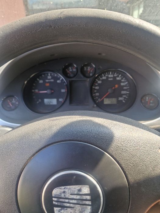 Сеат ибиза 1.9тди 131кс на части