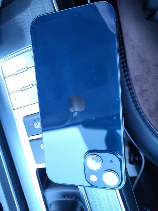 iPhone 13 продается