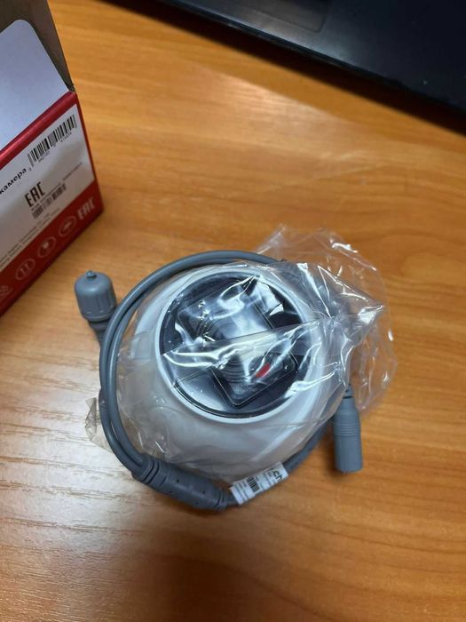 3 видеокамеры HiWatch