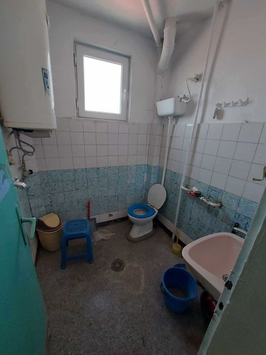 Продава се Двустаен апартамент в Омуртаг - 65 кв.м за 589 €/кв.м - Снимка #7