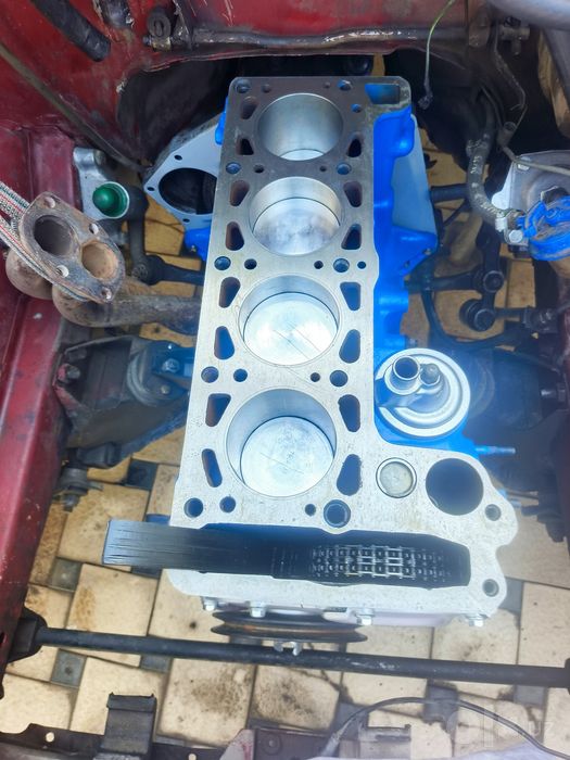 Vaz 2104 sotiladi