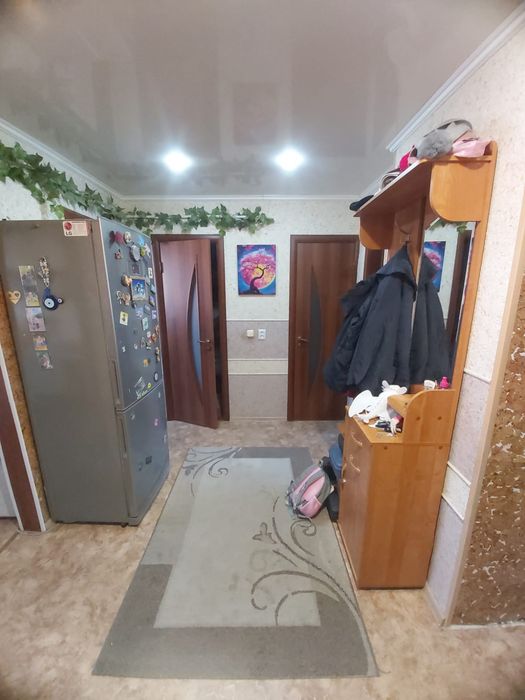 Продам 3 комн квартиру район Достык Молла